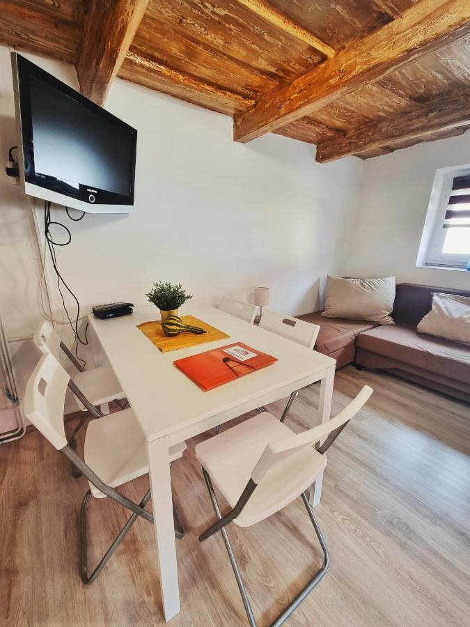 Gyongy Apartmanhazak Apartment Gyöngyös Bagian luar foto