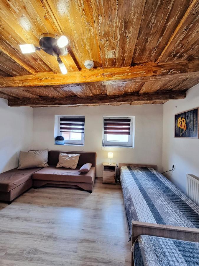 Gyongy Apartmanhazak Apartment Gyöngyös Bagian luar foto