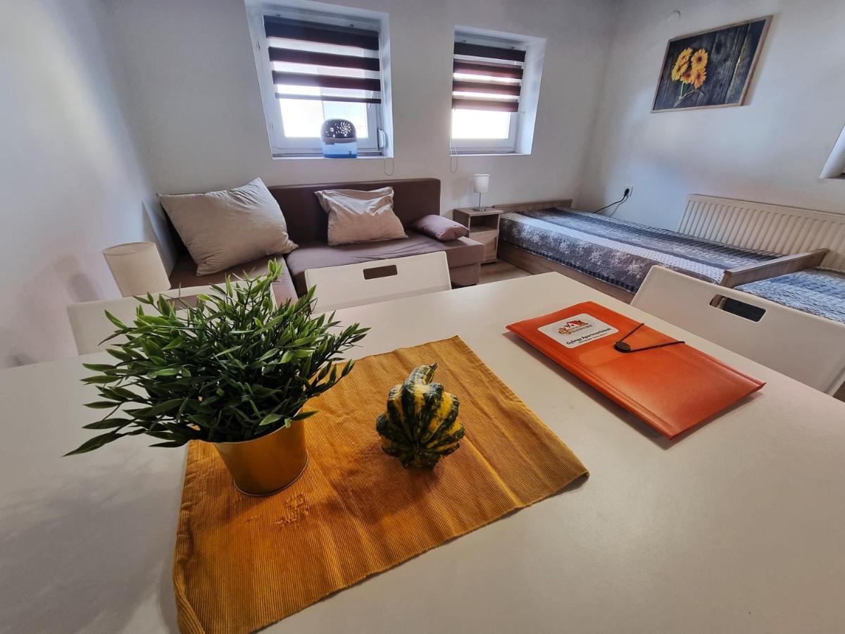 Gyongy Apartmanhazak Apartment Gyöngyös Bagian luar foto