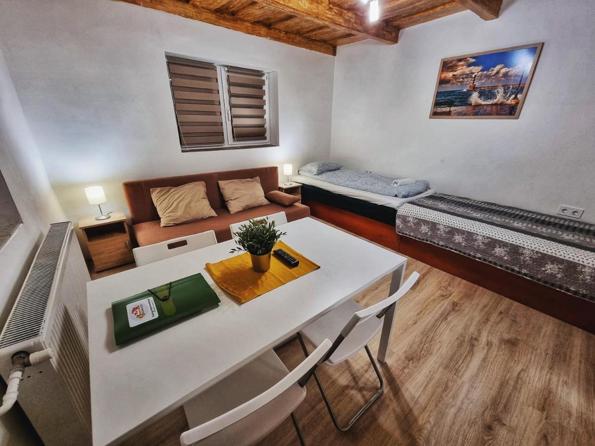 Gyongy Apartmanhazak Apartment Gyöngyös Bagian luar foto